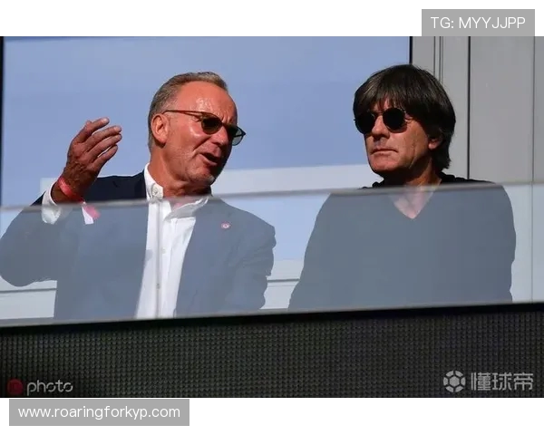 鲁梅尼格:职业生涯中最具挑战性的对手是贝尔戈米 鲁梅尼格:职业生涯中最具挑战性的对手是贝尔戈米